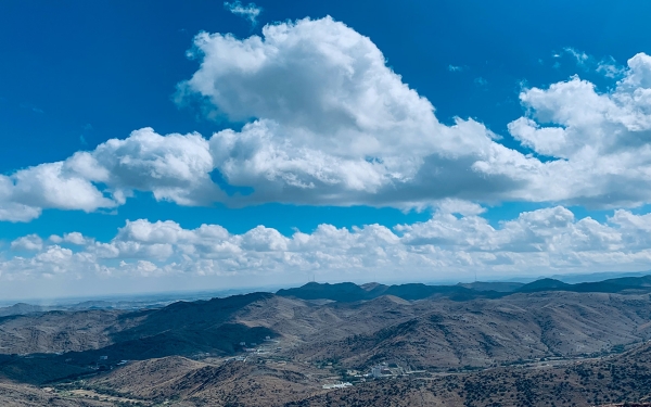 沙特王国西部塔伊夫县 Al-Hada 山。(沙特百科)