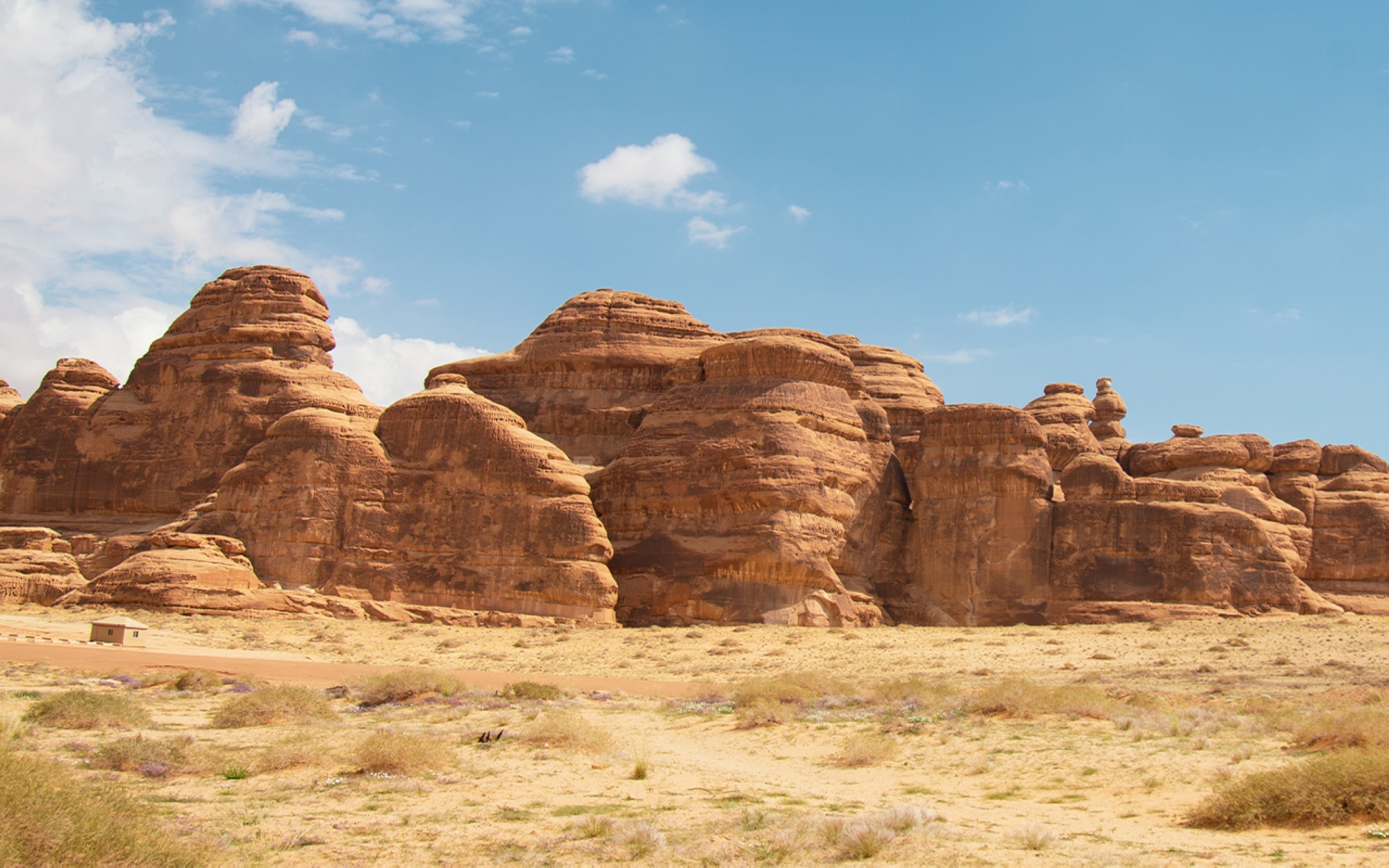 Mountains in Hegra, affiliated with al-Ula governorate. (Saudipedia)