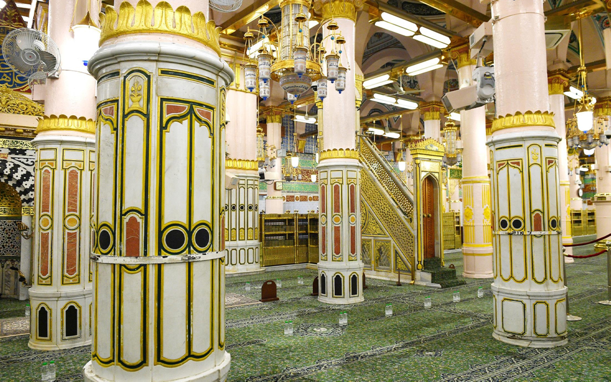 The minbar of the Prophet&#039;s Mosque in al-Madinah al-Munawwarah. (SPA)