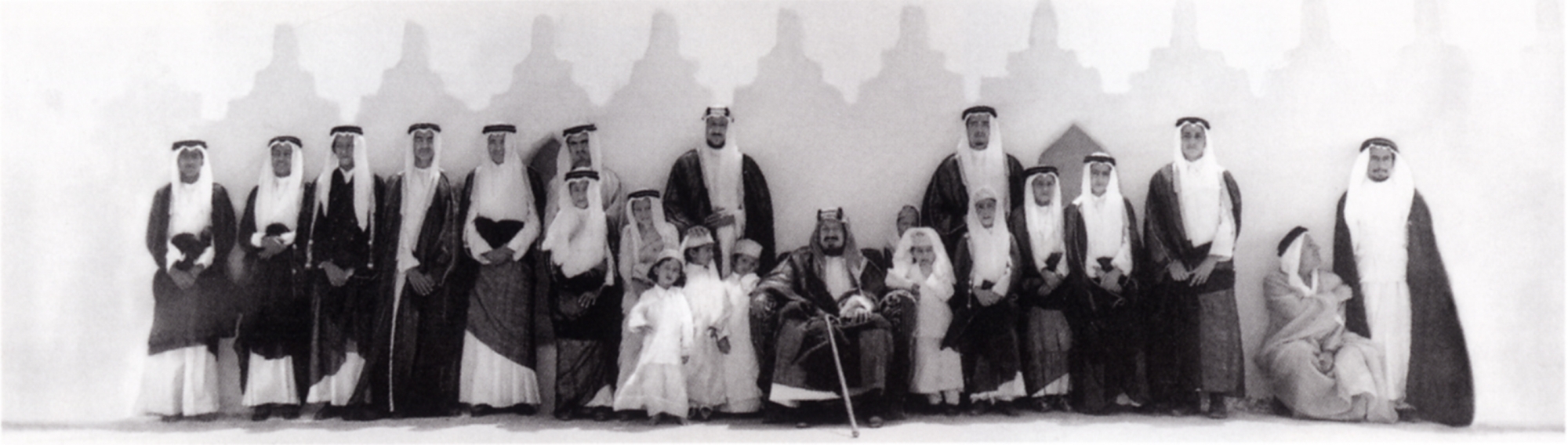 King Abdulaziz with a number of his sons on the palace rooftop. King Abdulaziz Foundation for Research and Archives (Darah)