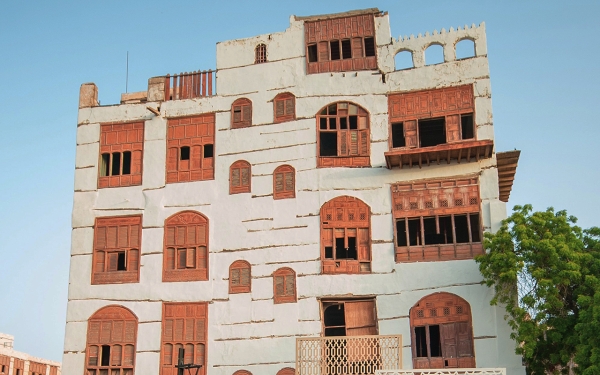 "<i>Mashrabiyas</i>" represent one of the cultural features in the historic houses of the Hijazi cities. (Saudipedia)