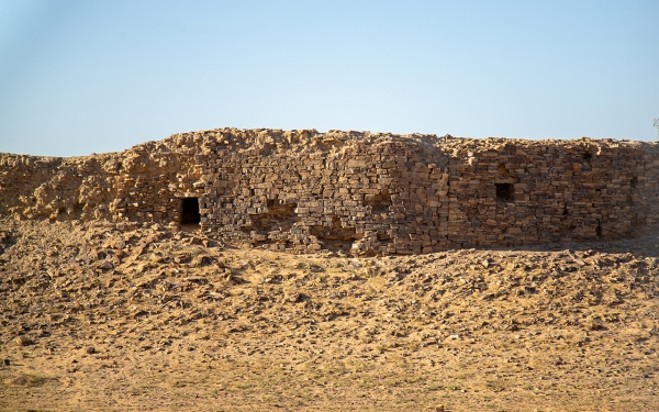 The Ancient Wall of Tayma. (Saudipedia)