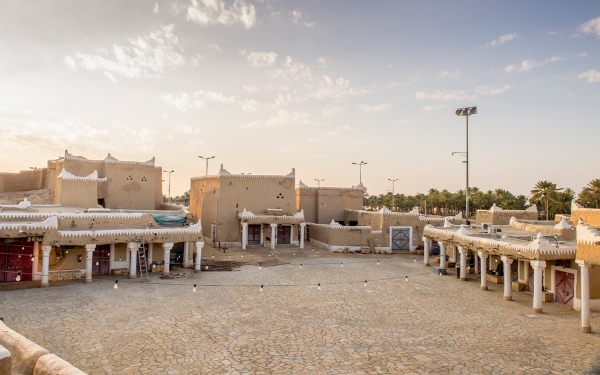 The popular Souk Al-Majlis in Al Mithnab Governorate, Al-Qassim Province. (SPA)