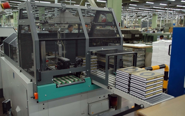 Printing at the King Fahd Glorious Quran Printing Complex at al-Madinah al-Munawarah. (SPA)