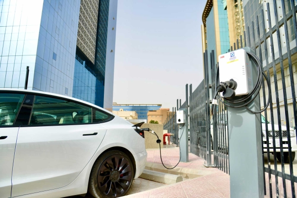 Electric car charging station (SPA)