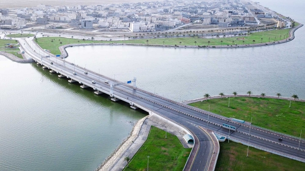 An aerial view of Tarout Island showing one of the bridges linking the island to the city of al-Qatif. (Saudipedia)