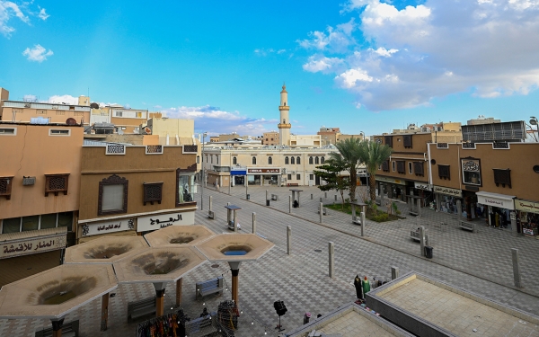 The popular market in Taif Governorate. (Saudipedia)