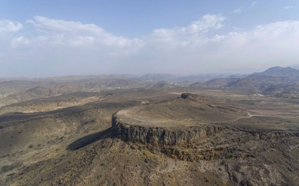 A picture of al-Hajar Mine site in Bishah. King Abdulaziz Foundation for Research and Archives (Darah)