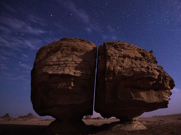 Al-Naslaa Rock is located south of the Tayma&#039; Governorate in Tabuk Province and represents one of the natural landmarks. (SPA)