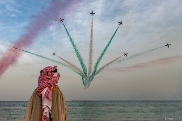 One of the display formations of the Saudi Hawks Team with British &#039;Hawk&#039; aircrafts (Saudi Hawks Team).