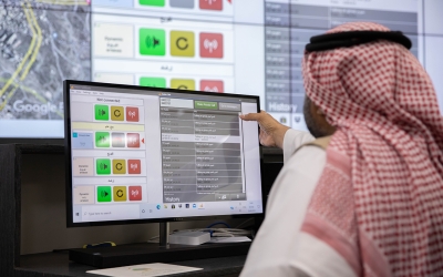 A photo inside the pilgrim group dispatching control center during Hajj season. (The Ministry of Hajj and Umrah)