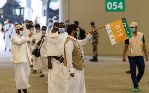 Regulating movement during the Hajj and Umrah seasons. (SPA)