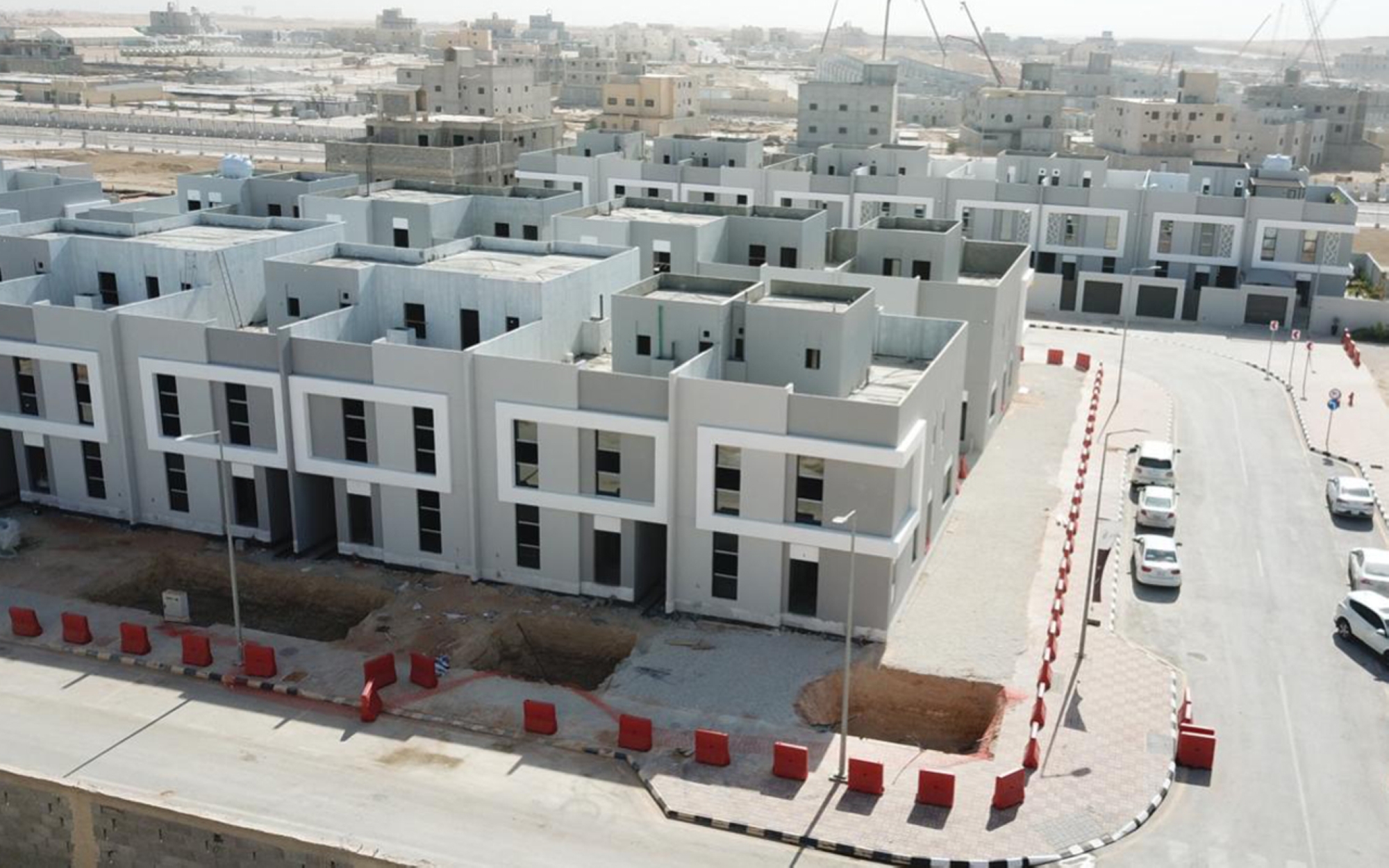 Construction works in the Shams al-Diyar project affiliated with the Housing Program in Riyadh City. (SPA)