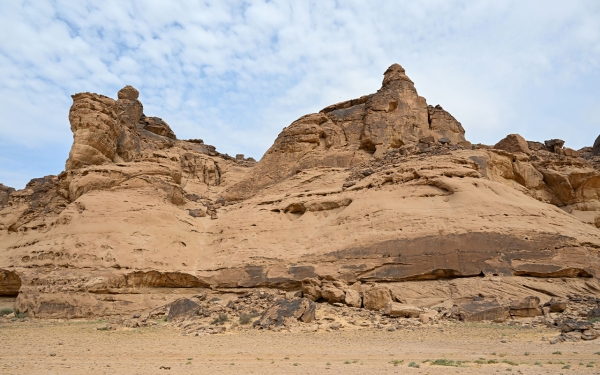 Janin mountain in the east of the Hail Province. (Saudipedia)