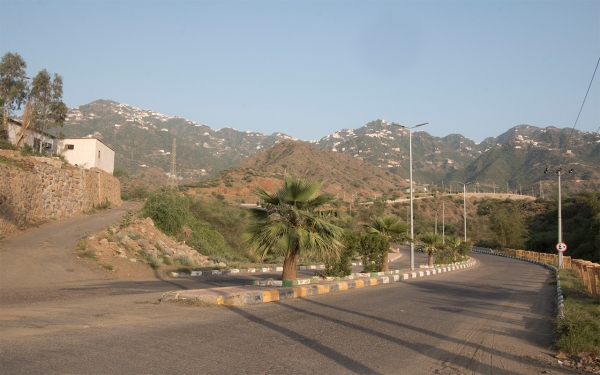 One of the streets of Fayfa Governorate in Jazan Province in the south of Saudi Arabia. (Saudipedia)