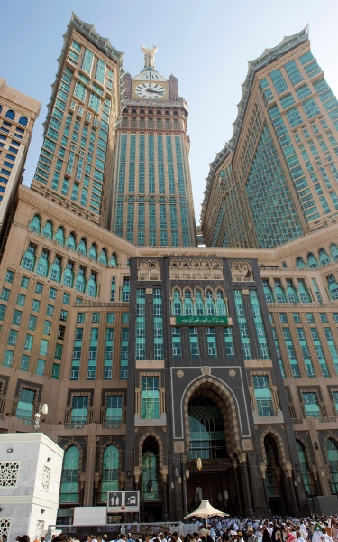 Towers of the endowment of King Abdulaziz in Makkah al-Mukarramah. (SPA)