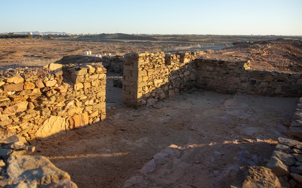 Interior wall of Al-Hamra Palace in Tayma Governorate. (Saudipedia)