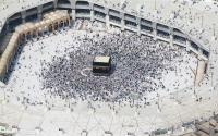 Tawaf around al-Kaaba al-Musharrafa in the Grand Mosque. (Saudipedia)