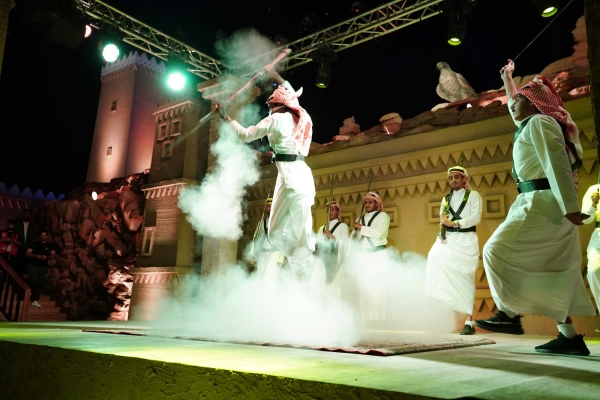 A Saudi group performing the art of Taasheer. (SPA)