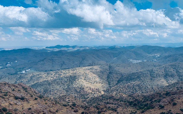 Al-Hada Mountain in Taif City. (Saudipedia).