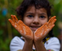 A girl adorned with henna at a festival in the Kingdom. (SPA)