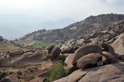 Aerial view of the summits of Barquq Mountain in Aseer Province. (SPA)