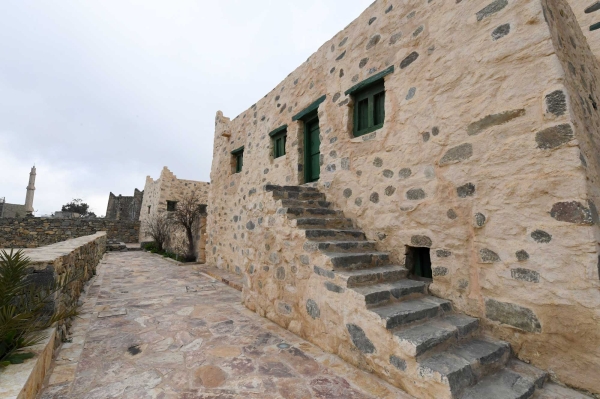 One of al-Asabila Palaces from the outside. (Saudipedia)