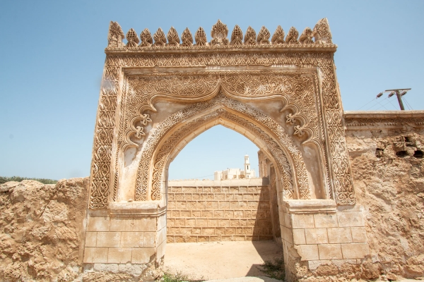 The gate of Beit al-Rifai on Farasan Island, Jazan Province. (Saudipedia)