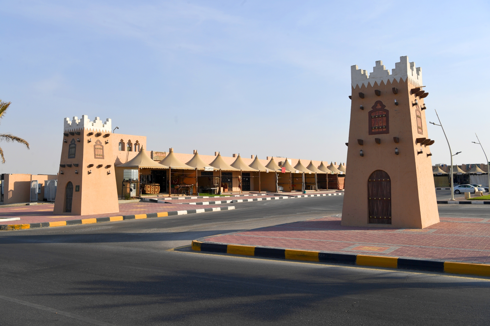 Traditional market in an-Nu&#039;ayriyyah Governorate. (Saudipedia)