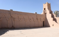 Al-Qibli Mosque, located south of Manfouha neighborhood in Riyadh, is one of the mosques targeted in the project for the development of historic mosques. (SPA)