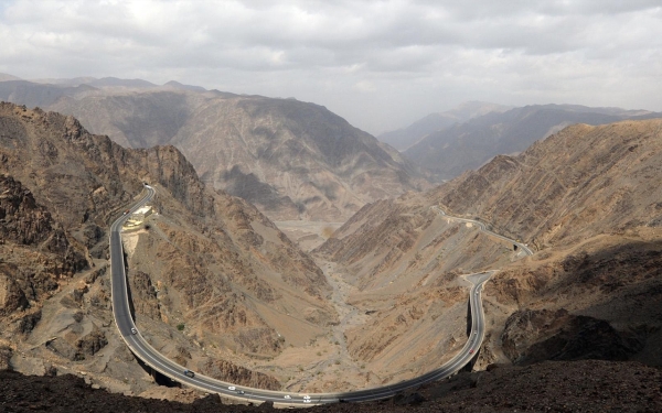 A top view of the Aqabat Dala&#039; located in Aseer Province. (SPA)