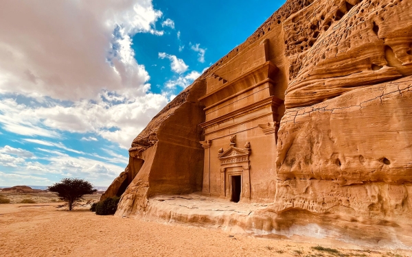 Jabal al-Banat in al-Hijr region of al-Ula. (Saudipedia)