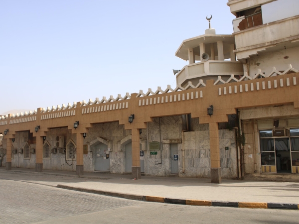 Al-Zubair Bin al-Awwam Mosque, neighboring Qasr al-Emara in Najran, is one of the mosques covered by the Project for the Development of Historical Mosques (SPA).