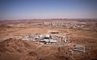 Aerial view of Mahd adh-Dhahab Governorate showing a gold mining laboratory. King Abdulaziz Foundation for Research and Archives (Darah)