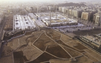 An aerial view of al-Baqi Cemetery next to the Prophet’s Mosque in al-Madinah al-Munawwarah Province. (King Abdulaziz Foundation for Research and Archives (Darah))