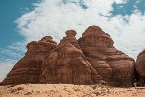 One of al-Hijr monuments in Al-Ula. (Saudipedia)