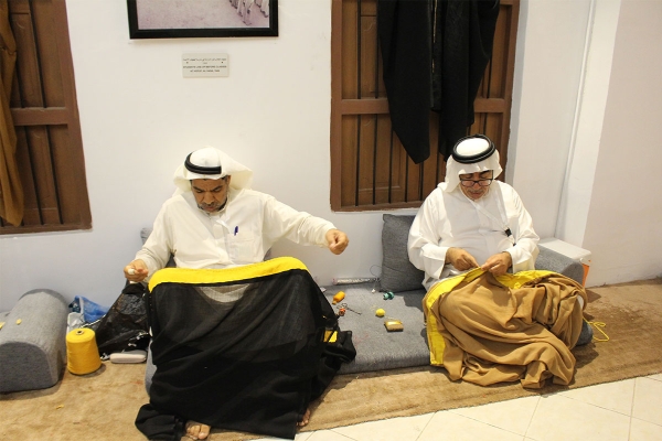 The weaving of the <i>Hasawi Mishlah</i> at al-Ahsa Oasis Festival (SPA).