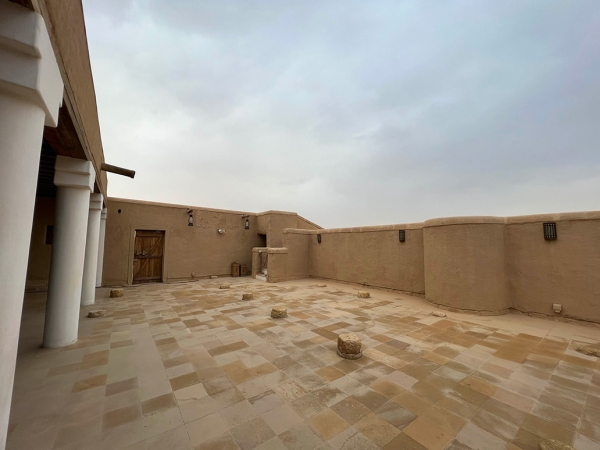 Courtyard of at-Turaif Mosque in Diriyah Governorate. (Saudipedia)