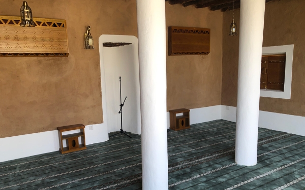 The interior of the historic al-Ajlan Mosque. (Saudipedia)