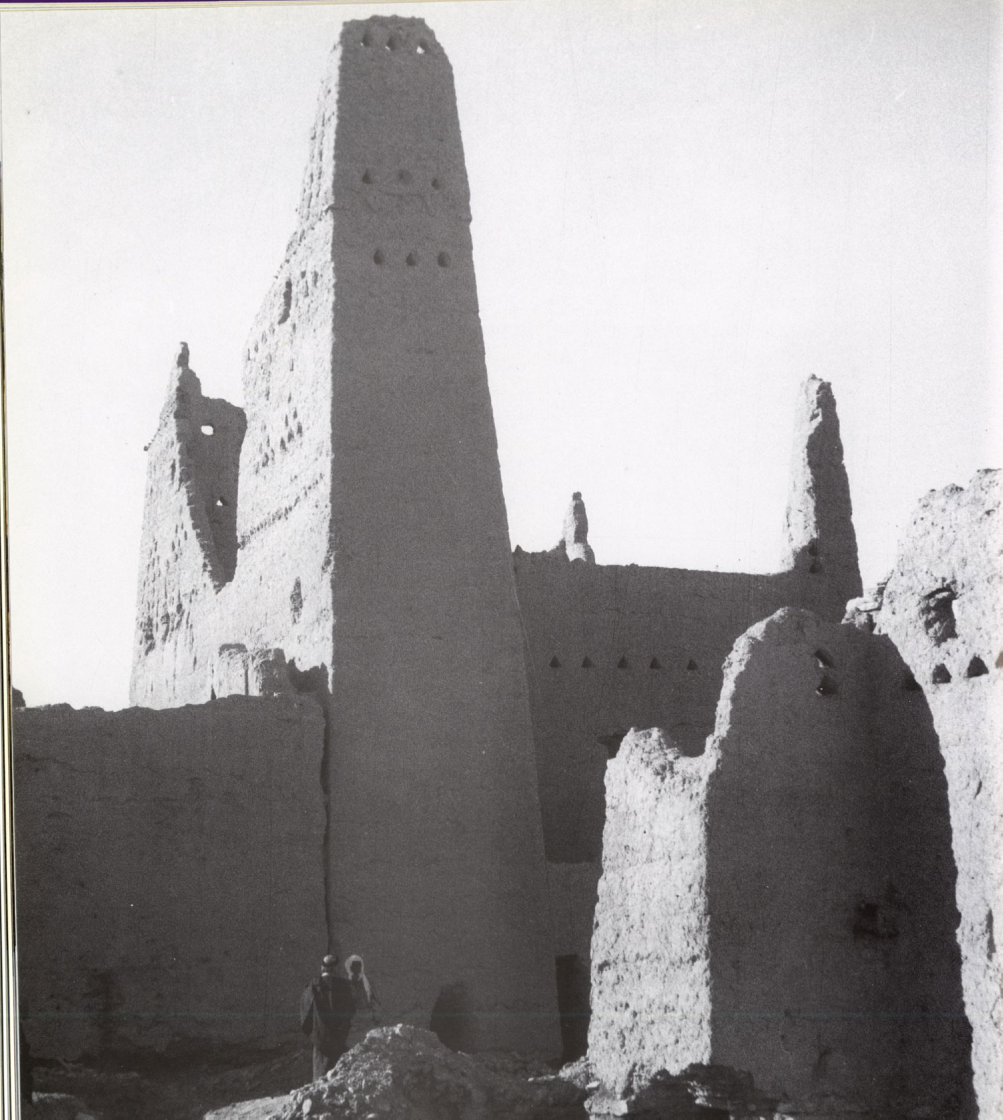 Salwa Palace, one of the elements reflecting the architectural renaissance in Diriyah, during the era of the First Saudi State. George Randal. 1937. (King Abdulaziz Foundation for Research and Archives (Darah))