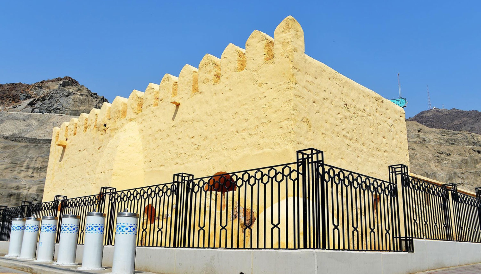 The Bay’ah Mosque near Jamrat al-Aqabah in Mina Site, Makkah al-Mukarramah. (SPA)