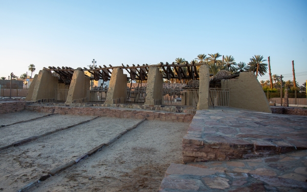 Ancient Hadaj Well in Tayma' Governorate. (Saudipedia)