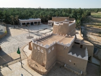 Al-Suwailem Cabin is located in al-Bukayriyah Governorate, Qassim Province. (Saudipedia)