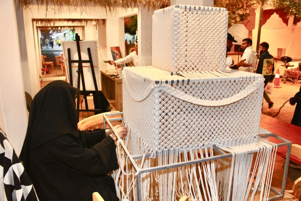 A handcrafted crochet artwork made during al-Ahsa Oasis Festival. (SPA)