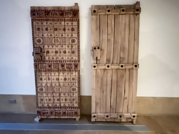 Najdi doors at the Traditional Architecture Gallery in Diriyah. (Saudipedia)