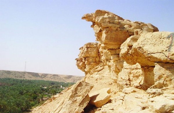 Mount al-Tubad in Wadi al-Ghayl, al-Aflaj Governorate, Riyadh Province.SPA. (King Abdulaziz Foundation for Research and Archives (Darah))