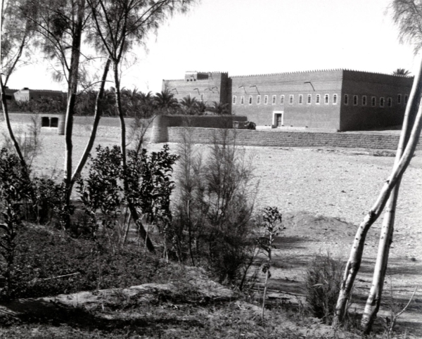 An old image of the historic Badi'ah Palace in Riyadh, which houses the Badi'ah Palace Mosque. (SPA)