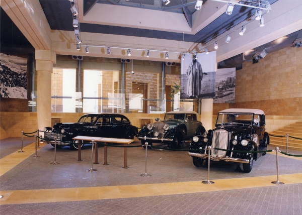 The memorial hall at the King Abdulaziz Foundation for Research and Archives (Darah) houses the cars of the Founding King. (King Abdulaziz Foundation for Research and Archives (Darah))