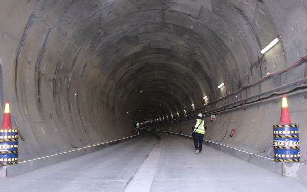 L’un des tunnels souterrains du projet de métro de Riyad. (Agence de presse saoudienne) Fondation du roi Abdelaziz pour la recherche et les archives (Darah)