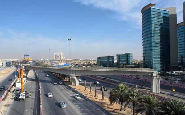 L’un des ponts du métro de Riyad lors de la construction. (Agence de presse saoudienne) Fondation du roi Abdelaziz pour la recherche et les archives (Darah)